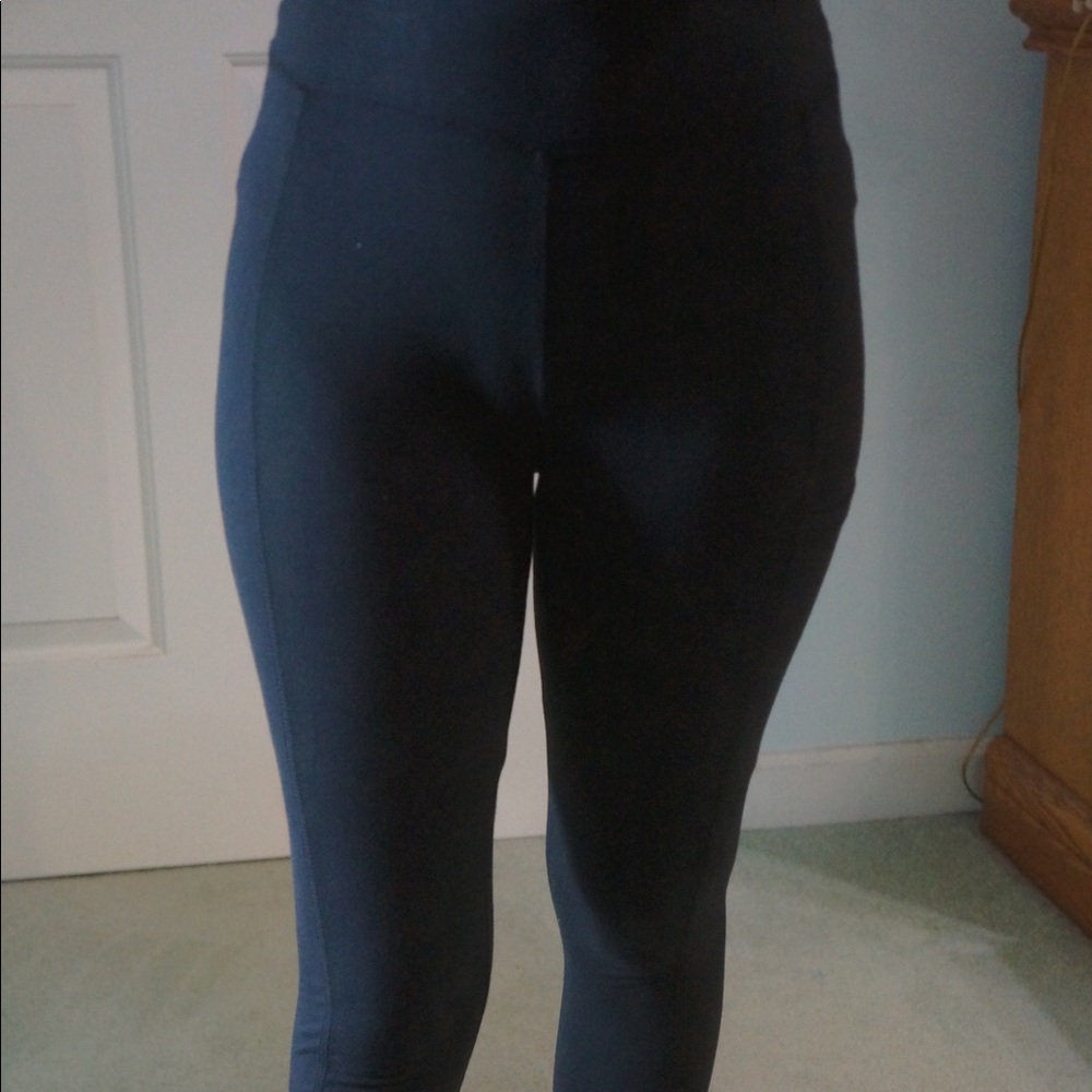 Black leggings